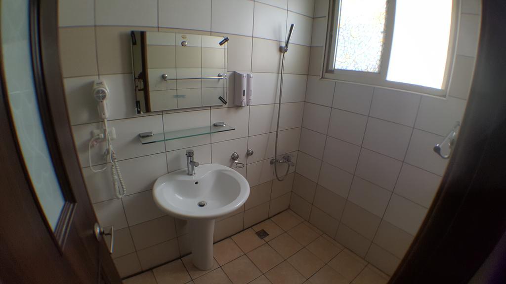 Outdoor Sports Guest House Hualien City Room photo